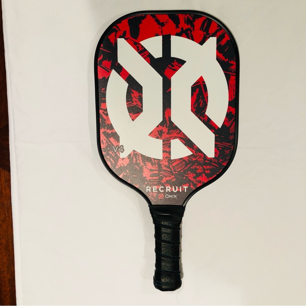 Pickleball Paddle Onix Recruit V4 - Red and Black